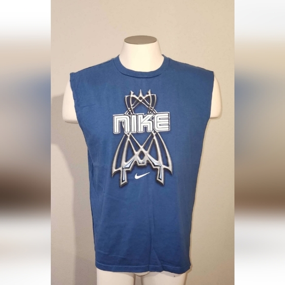 Vintage Boy's Extra Large or Men's Small NIKE Sleeveless Tee - Picture 1 of 3